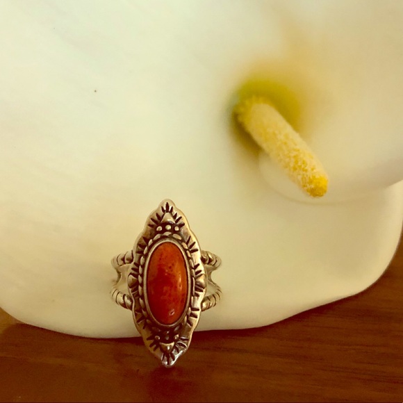 Vintage Sterling Silver Southwest Ring - Picture 3 of 6